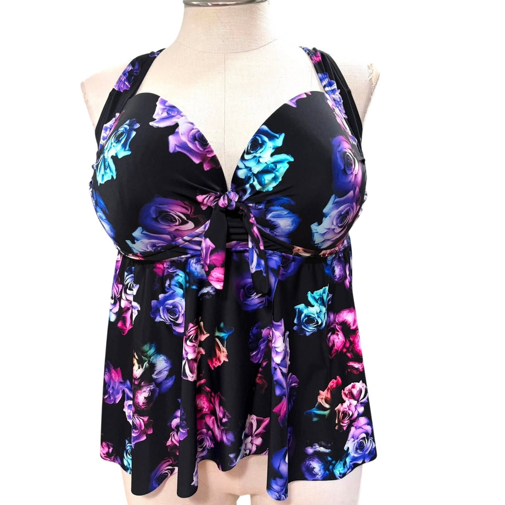 TOP ONLY Torrid 4 (4X) D/DD Bra Cup Wireless Padded Babydoll Tankini Swim Top